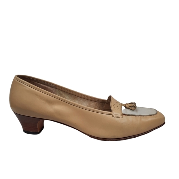 Salvatore Ferragamo Boutique‎ Tassled Loafer Pump Shoe Cream White Size 8 - Picture 2 of 11
